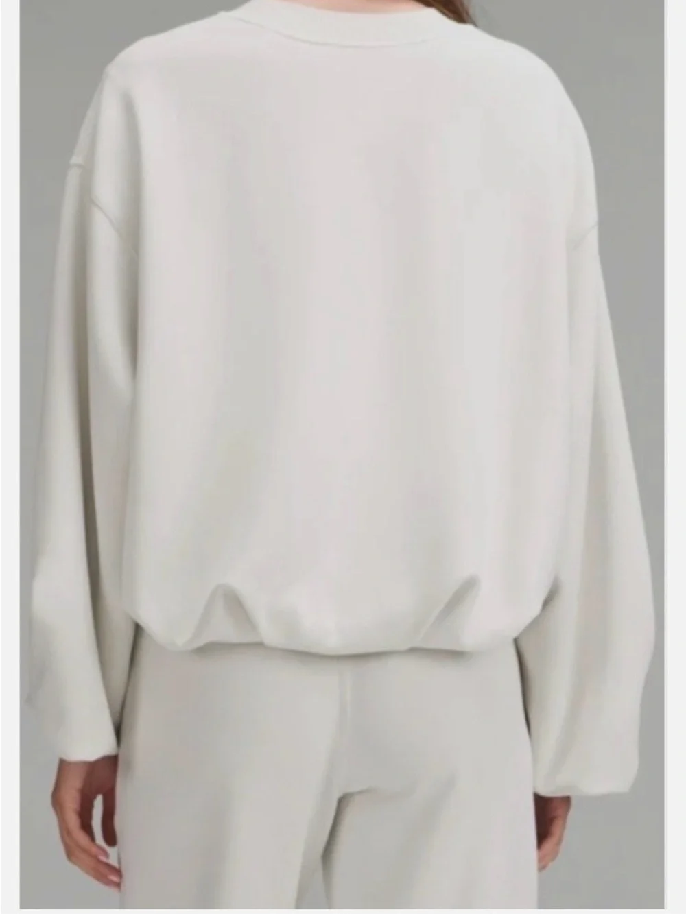 Lululemon cream/light gray Oversized Crewneck Sweatshirt size xs